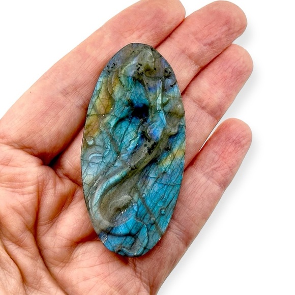 Flashy Spectral Labradorite MERMAID Palm Stone Healing Gemstone Crystal - Picture 3 of 5